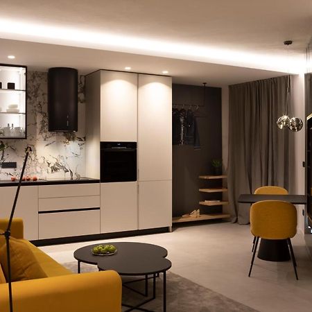פאקוסטאן Apartman Mali Raj מראה חיצוני תמונה